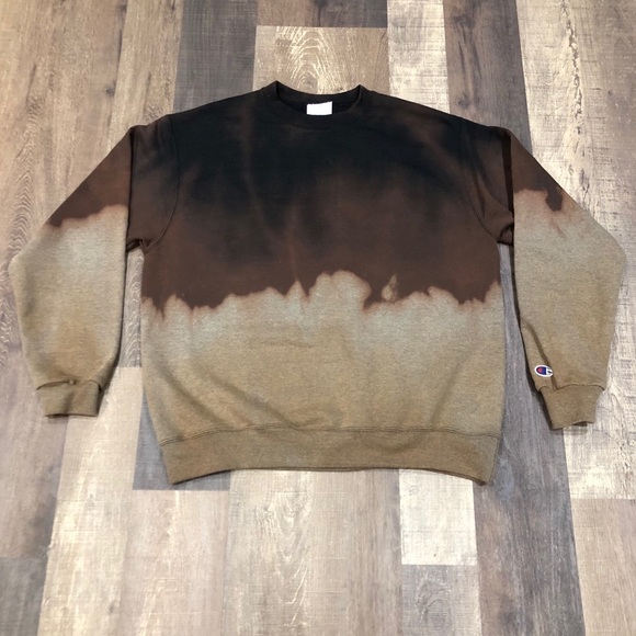 Custom Champion Crewneck 💥 - Picture 2 of 7